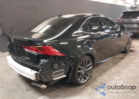 2018 Lexus Is 300 z USA, uszkodzony, nr VIN JTHC81D28J5030938